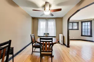 1527 W Estes Ave, Chicago, IL 60626 - Photo 3