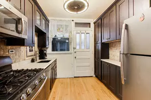 1527 W Estes Ave, Chicago, IL 60626 - Photo 5