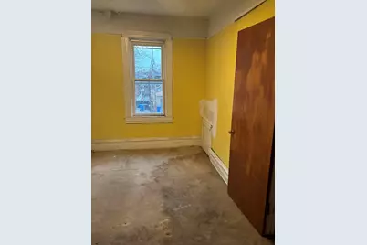 2469 E 74th Street, Chicago, IL 60649 - Photo 9