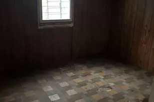 2469 E 74th St, Chicago, IL 60649 - Photo 21