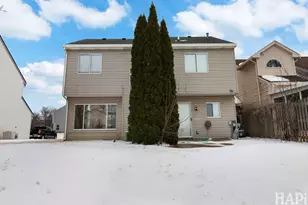 2216 N Sunrise Dr, Round Lake Beach, IL 60073 - Photo 23