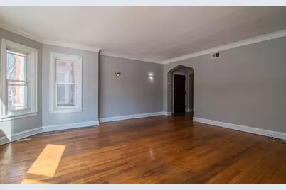 7839 S Kingston Avenue #3, Chicago, IL 60649 - Photo 11