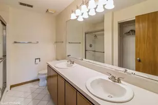 1291 Coldspring Rd, Carol Stream, IL 60188 - Photo 9