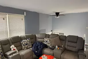 17611 Winston Dr, Country Club Hills, IL 60478 - Photo 5