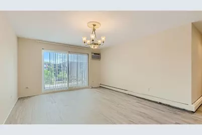 8936 N Parkside Avenue #311, Des Plaines, IL 60016 - Photo 3