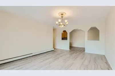 8936 N Parkside Avenue #311, Des Plaines, IL 60016 - Photo 3