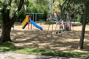 8936 N Parkside Ave, Des Plaines, IL 60016 - Photo 13