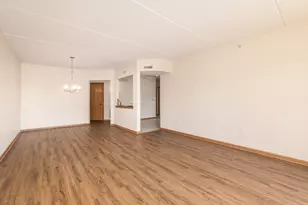 1636 Ashland Ave, Des Plaines, IL 60016 - Photo 11