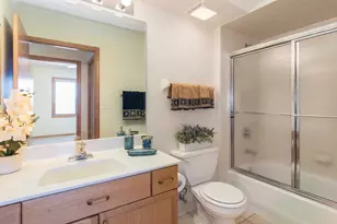 1636 Ashland Ave, Des Plaines, IL 60016 - Photo 23