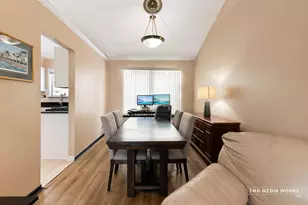 3540 Fairfax Ct, Aurora, IL 60504 - Photo 9