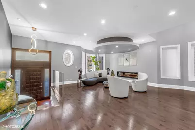 461 W Melrose Street, Chicago, IL 60657 - Photo 3