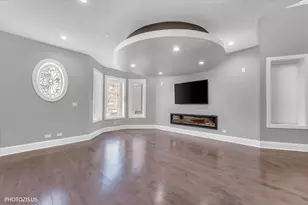 461 W Melrose St, Chicago, IL 60657 - Photo 5