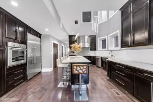 461 W Melrose St, Chicago, IL 60657 - Photo 23