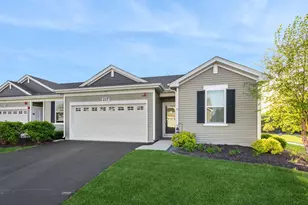 217 Sussex Ct, North Aurora, IL 60542 - Photo 1
