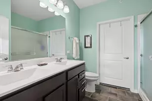 217 Sussex Ct, North Aurora, IL 60542 - Photo 11
