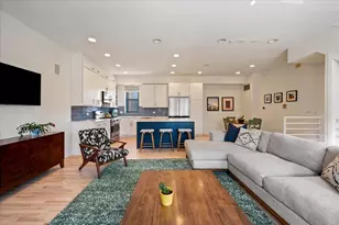 3308 N Greenview Ave, Chicago, IL 60657 - Photo 5