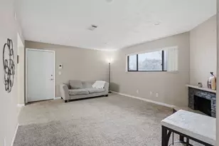 2501 26th Ave Ct, Rock Island, IL 61201 - Photo 5