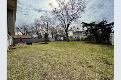 23W281 Cambridge Court, Glen Ellyn, IL 60137 - Photo 23