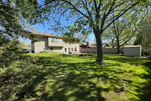 23W281 Cambridge Ct, Glen Ellyn, IL 60137 - Photo 21