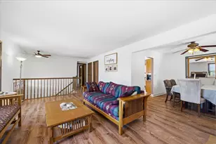 23W281 Cambridge Ct, Glen Ellyn, IL 60137 - Photo 5
