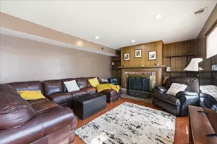 23W281 Cambridge Ct, Glen Ellyn, IL 60137 - Photo 19