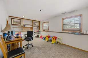 23W281 Cambridge Ct, Glen Ellyn, IL 60137 - Photo 17