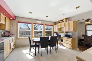 23W281 Cambridge Ct, Glen Ellyn, IL 60137 - Photo 9