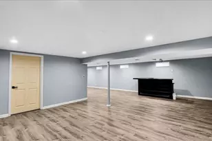 406 N Park Dr, Glenwood, IL 60425 - Photo 25