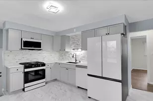 406 N Park Dr, Glenwood, IL 60425 - Photo 5