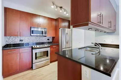 1720 Oak Avenue #501, Evanston, IL 60201 - Photo 5