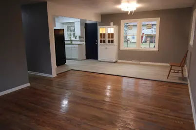 915 Hoban Avenue, Rockford, IL 61101 - Photo 3