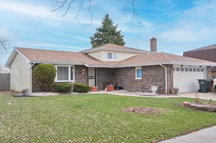 513 S Harper Ave, Glenwood, IL 60425 - Photo 3