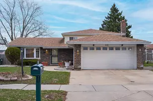 513 S Harper Ave, Glenwood, IL 60425 - Photo 1