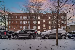 2945 W Belle Plaine Ave, Chicago, IL 60618 - Photo 19