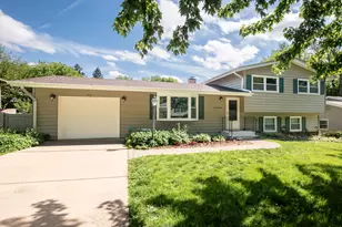 319 Jewel Ave, Saint Charles, IL 60174 - Photo 21