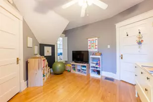 918 W Park Ave, Champaign, IL 61821 - Photo 27