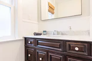 918 W Park Ave, Champaign, IL 61821 - Photo 29