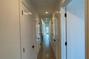 719 N Elizabeth St, Chicago, IL 60642 - Photo 15