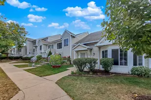 372 Windsong Ct, Bolingbrook, IL 60440 - Photo 3