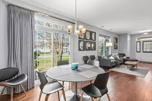 3648 Daisy Ln, Elgin, IL 60124 - Photo 7