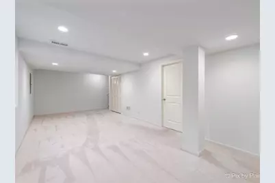 [Address not provided], Elgin, IL 60124 - Photo 23