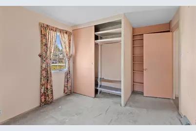 452 Lakeside Avenue, Crystal Lake, IL 60014 - Photo 15