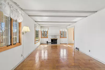 452 Lakeside Avenue, Crystal Lake, IL 60014 - Photo 5