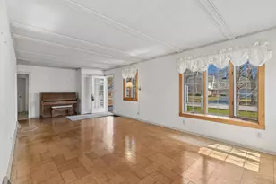 452 Lakeside Ave, Crystal Lake, IL 60014 - Photo 7