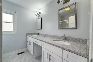 213 Vintage Ln, Buffalo Grove, IL 60089 - Photo 17