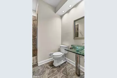 2617 W Evergreen Avenue #1E, Chicago, IL 60622 - Photo 5