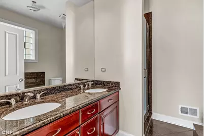 2617 W Evergreen Avenue #1E, Chicago, IL 60622 - Photo 13