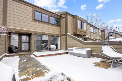 122 Aberdeen Court, Geneva, IL 60134 - Photo 1