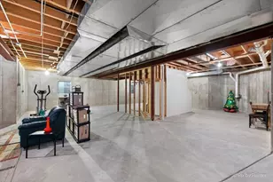 277 Harvey Ave, Wood Dale, IL 60191 - Photo 15