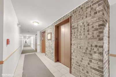 1275 E Baldwin Lane #602, Palatine, IL 60074 - Photo 3